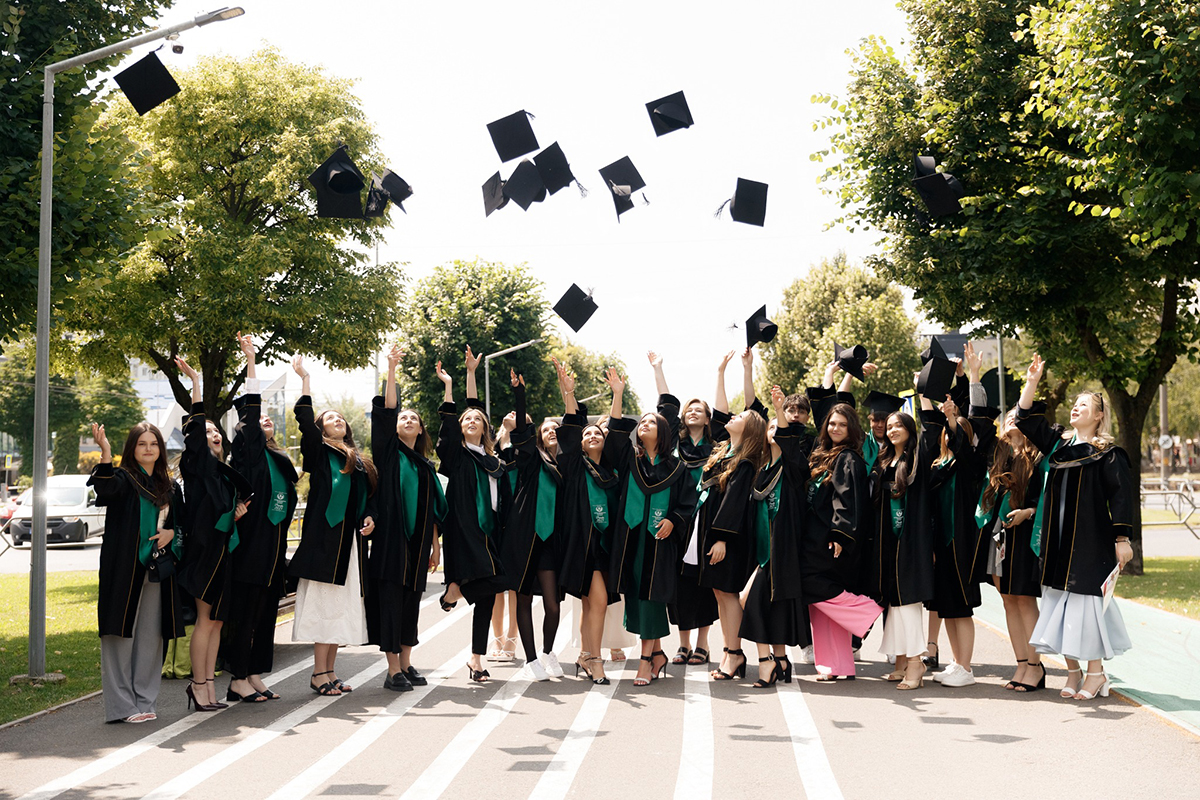 absolbent-centrul-de-excelenta-in-estetica-2025